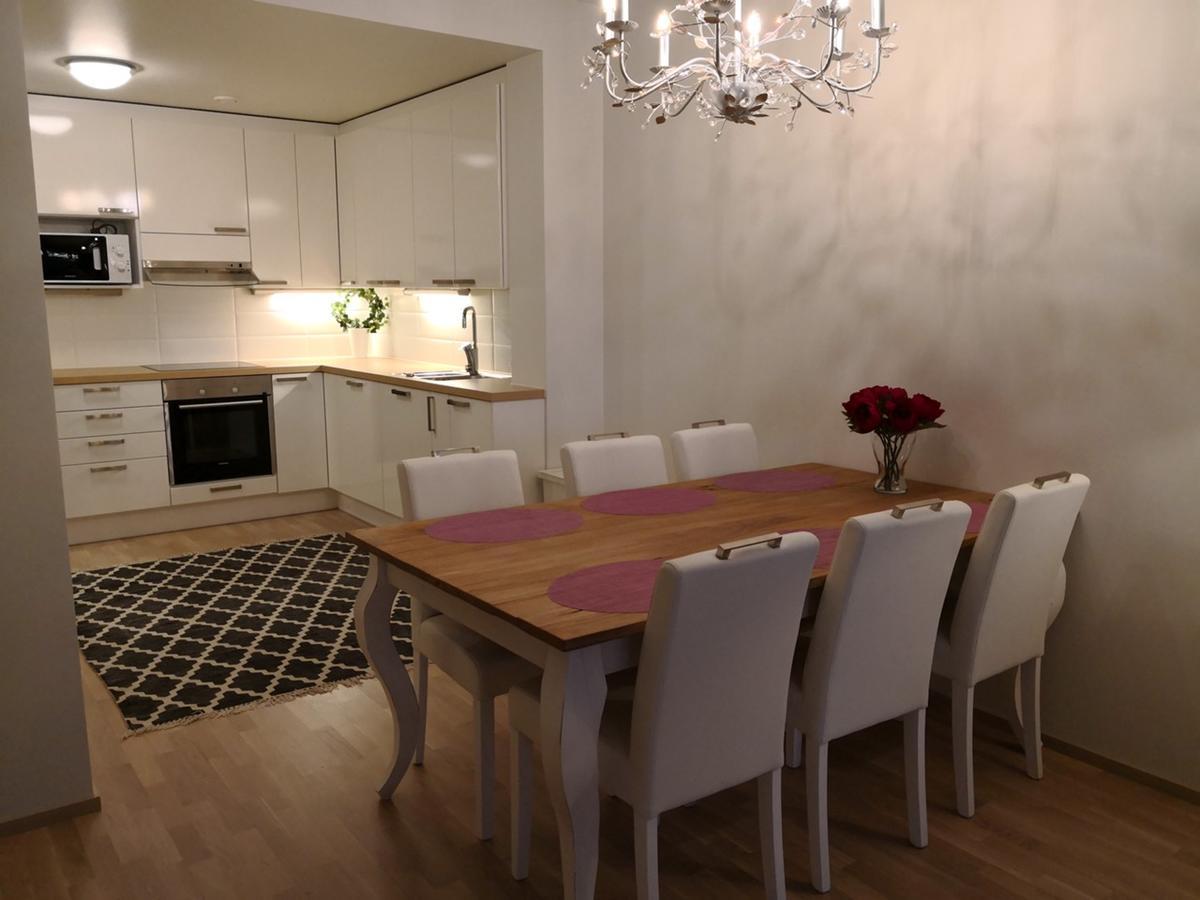 Charming Pine View Apartment Vanda Eksteriør bilde